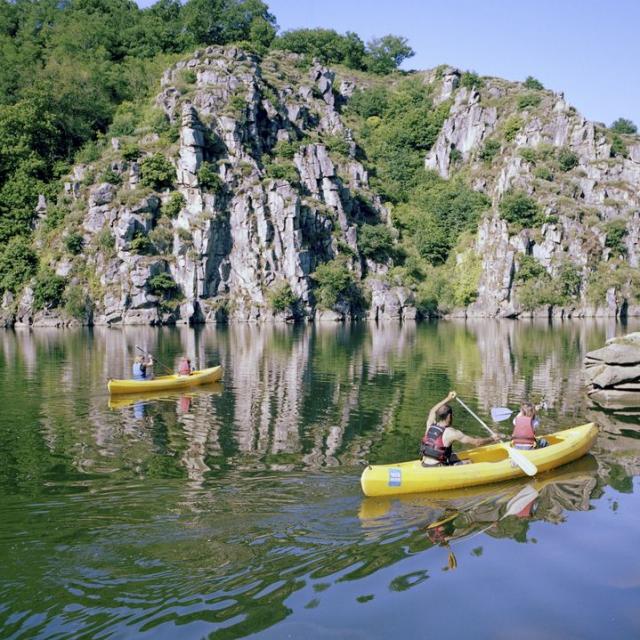 Activité Canoe Au Coeur De La Vallée Des Peintres ©poc, La Creuse