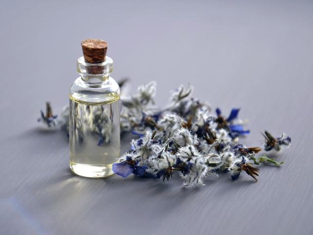 Cosmetic Oil 3164684 1280