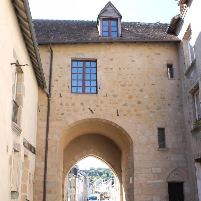Porte du Puycharraud à La Souterraine