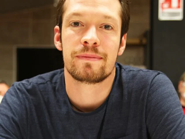 Benjamin Simons Community Councillor 600x600 1