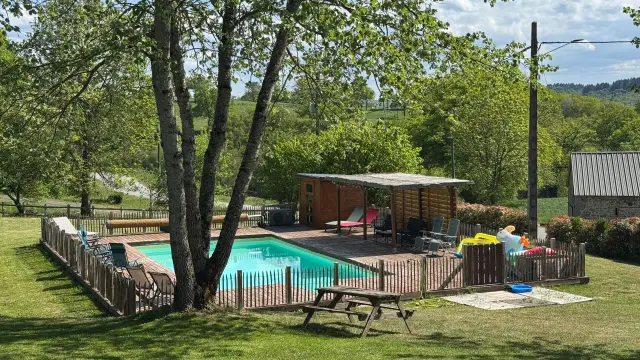 Maison d'hôtes Ourdeaux - piscine