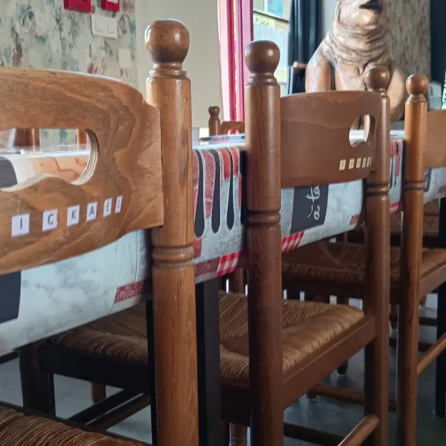 Chaises Alabonnetablee Restaurant Mortroux