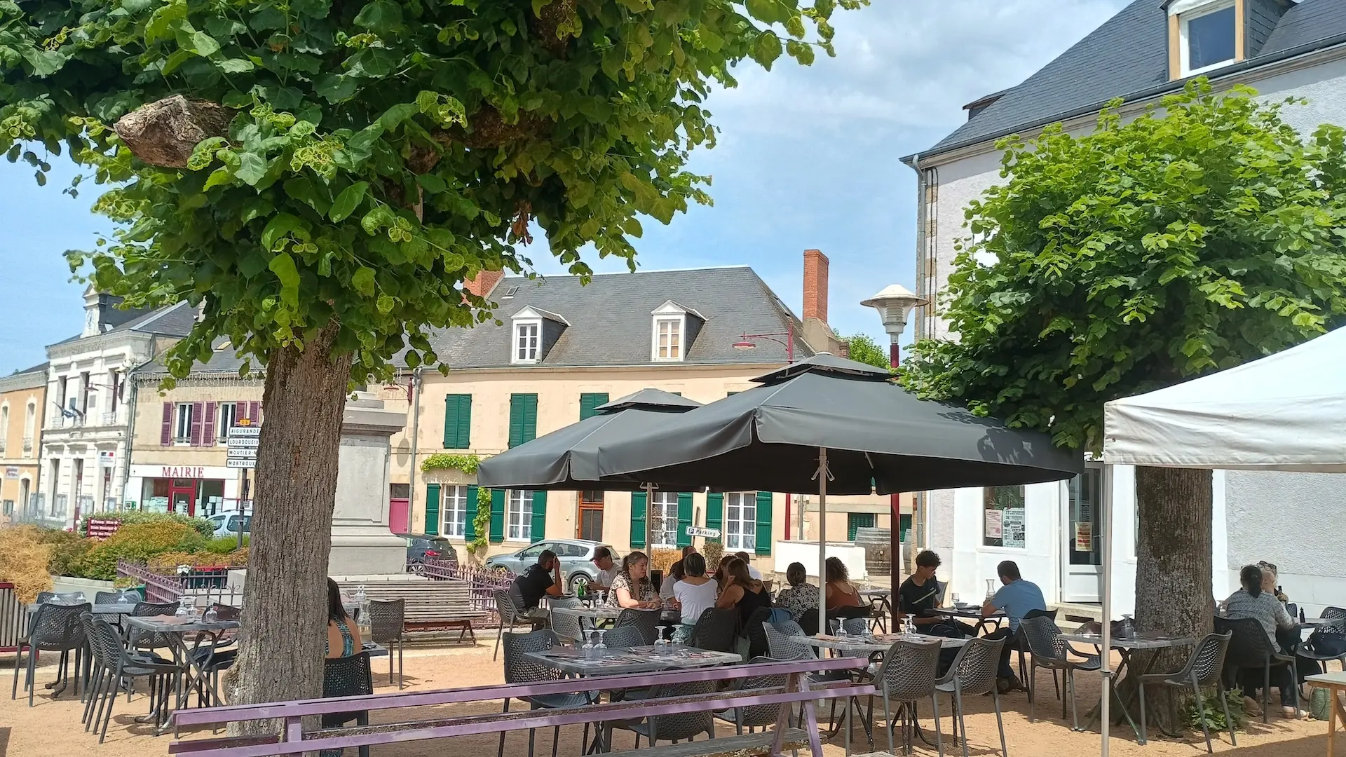 Auberge du poney qui tousse, restaurant Creuse